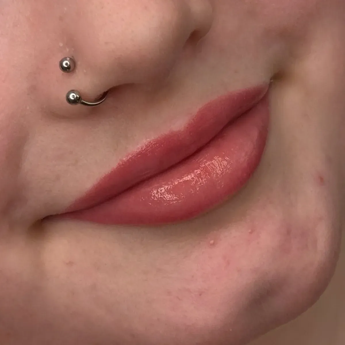 Abgeheilte Lippen in Himbeerrosa