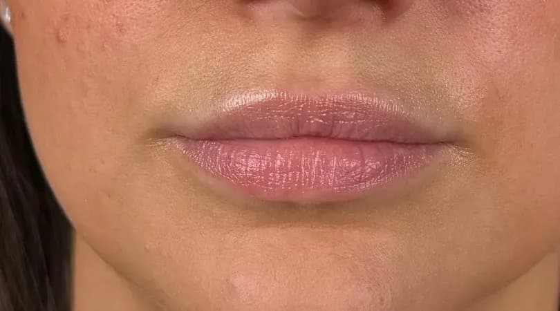 Light lips that will be given color